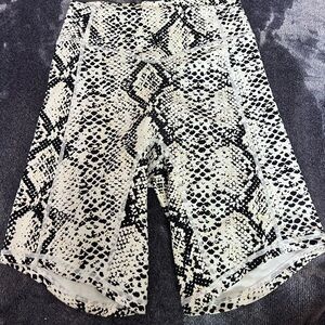 BALANCE ATHLETICA/VITALITY XS Python Biker Shorts